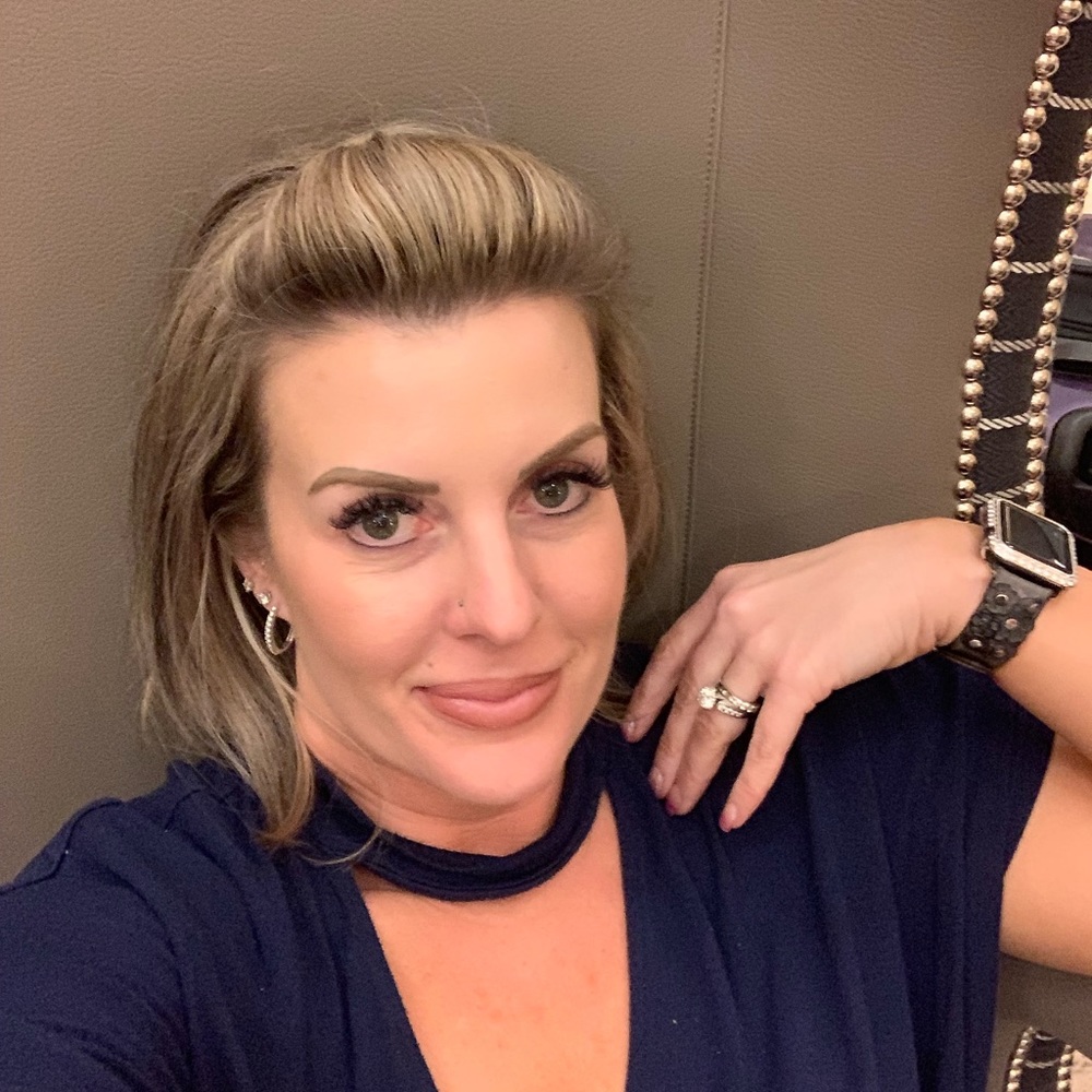 Meet your Posher, Krystal